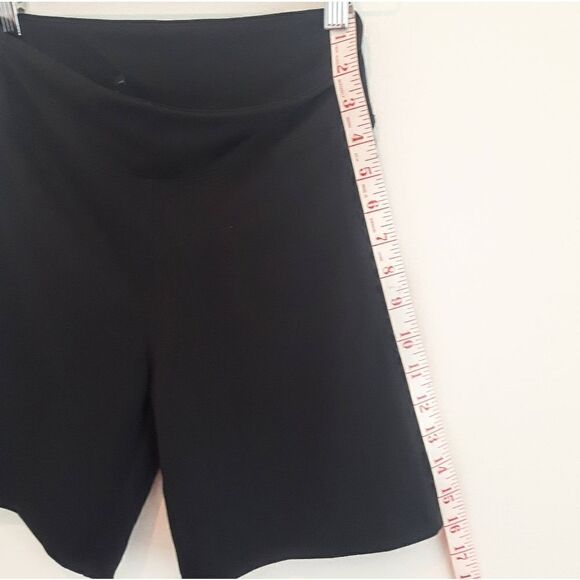 2/$35 Sale Victoria Sport Women's Shorts Black Size S Excellent Condition - Picture 3 of 7